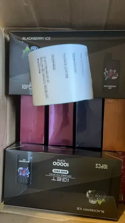 IGET vape order delivered to an Australian customer, photographed on arrival